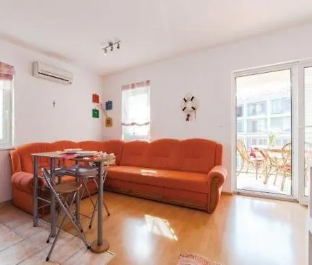 Ines Apartament